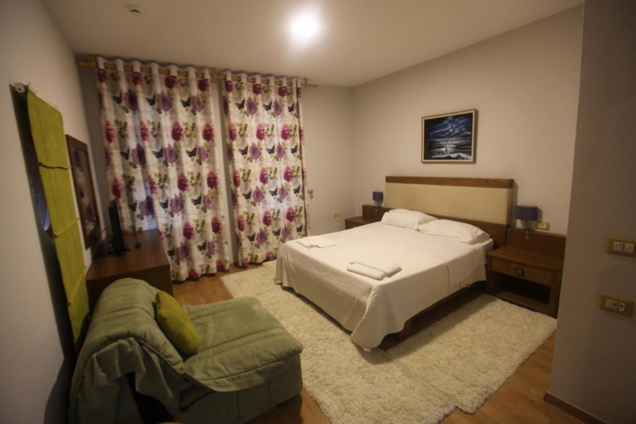 Dukat Hotel Sofo מראה חיצוני תמונה