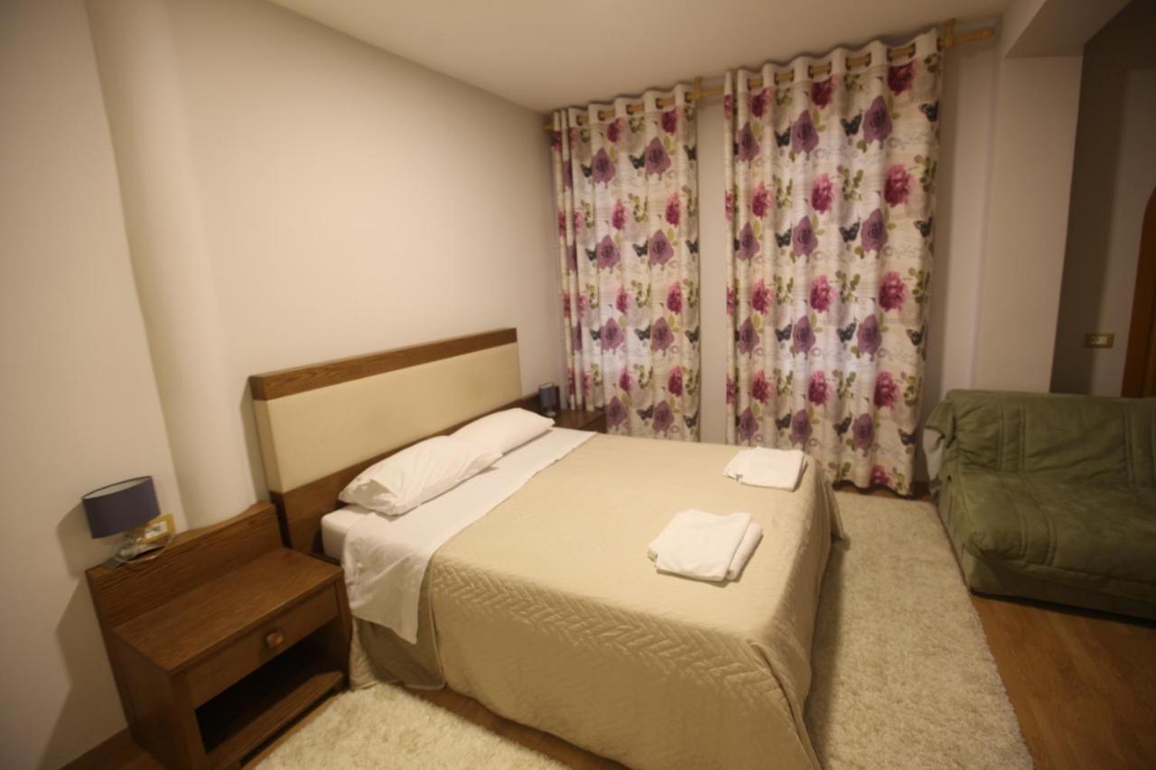 Dukat Hotel Sofo מראה חיצוני תמונה